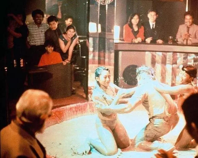 Леди дракон 1992 скачать торрентом Леди дракон 1992 скачать торрентом