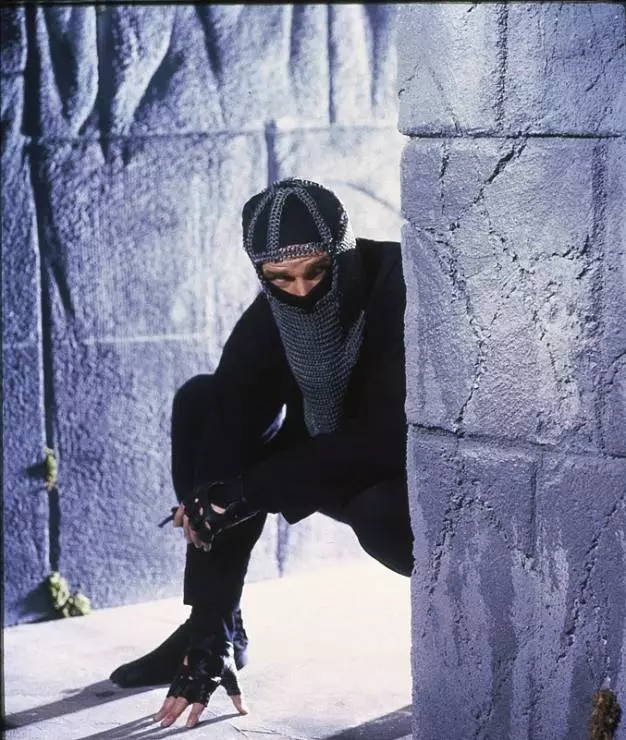 Поверженный идол 1986 скачать с торрента Поверженный идол 1986 скачать с торрента