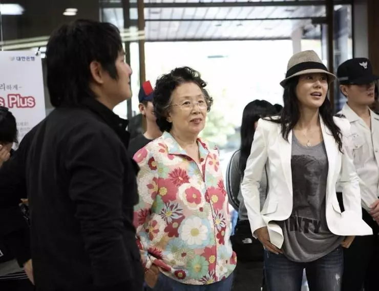 Банда с револьверами 2010 скачать торрентом Банда с револьверами 2010 скачать торрентом