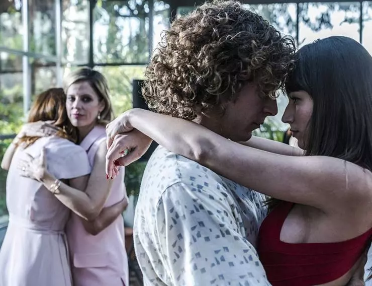 Кровавое дерево 2018 скачать с торрента Кровавое дерево 2018 скачать с торрента