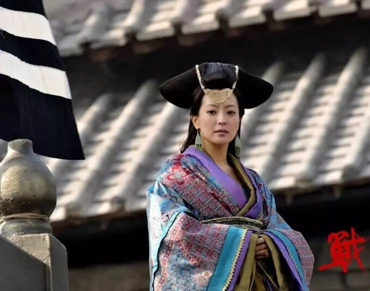 Воюющие царства 2011 скачать через торрент бесплатно Воюющие царства 2011 скачать через торрент бесплатно