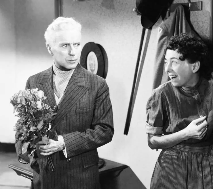 Огни рампы 1952 скачать торрентом Огни рампы 1952 скачать торрентом