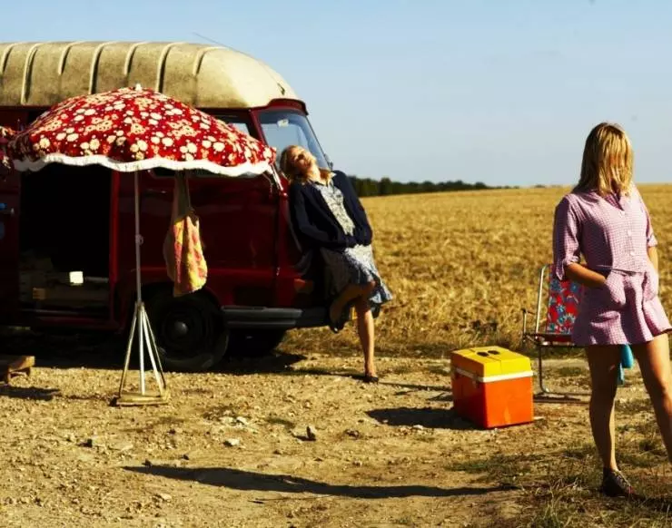 Босиком по слизнякам 2010 скачать с торрента Босиком по слизнякам 2010 скачать с торрента