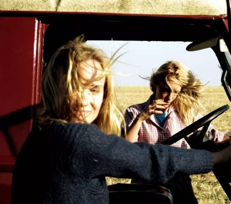 Босиком по слизнякам 2010 скачать торрентом Босиком по слизнякам 2010 скачать торрентом