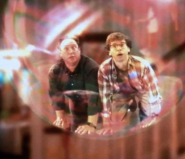 Дорогая, мы себя уменьшили 1996 скачать с торрента Дорогая, мы себя уменьшили 1996 скачать с торрента