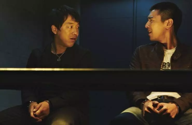 Чёрный и белый: Начало 2011 скачать торрентом Чёрный и белый: Начало 2011 скачать торрентом