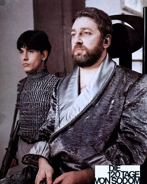 Сало, или 120 дней Содома 1975 скачать с торрента Сало, или 120 дней Содома 1975 скачать с торрента
