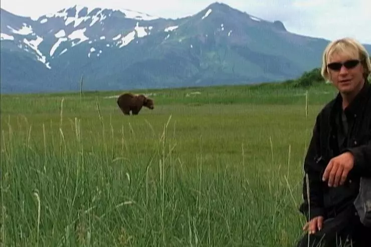 Человек гризли 2005 скачать торрентом Человек гризли 2005 скачать торрентом