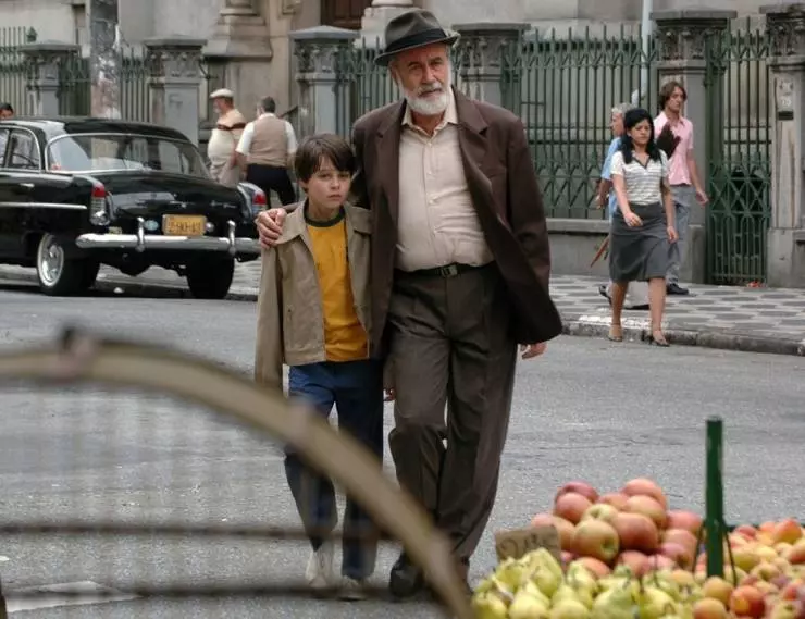 Год, когда мои родители уехали в отпуск 2006 скачать торрентом Год, когда мои родители уехали в отпуск 2006 скачать торрентом