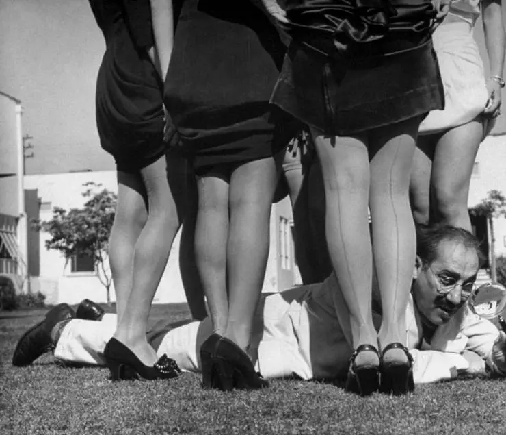 Ночь в Касабланке 1946 скачать торрентом Ночь в Касабланке 1946 скачать торрентом