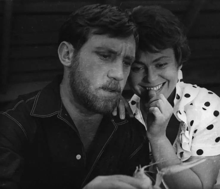 Короткие встречи 1967 скачать с торрента Короткие встречи 1967 скачать с торрента