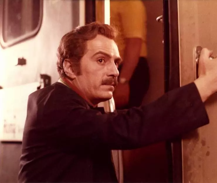 Хлеб и шоколад 1973 скачать торрентом Хлеб и шоколад 1973 скачать торрентом