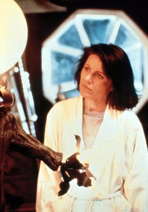 Амитивилль 4: Зло спасается 1989 скачать с торрента Амитивилль 4: Зло спасается 1989 скачать с торрента