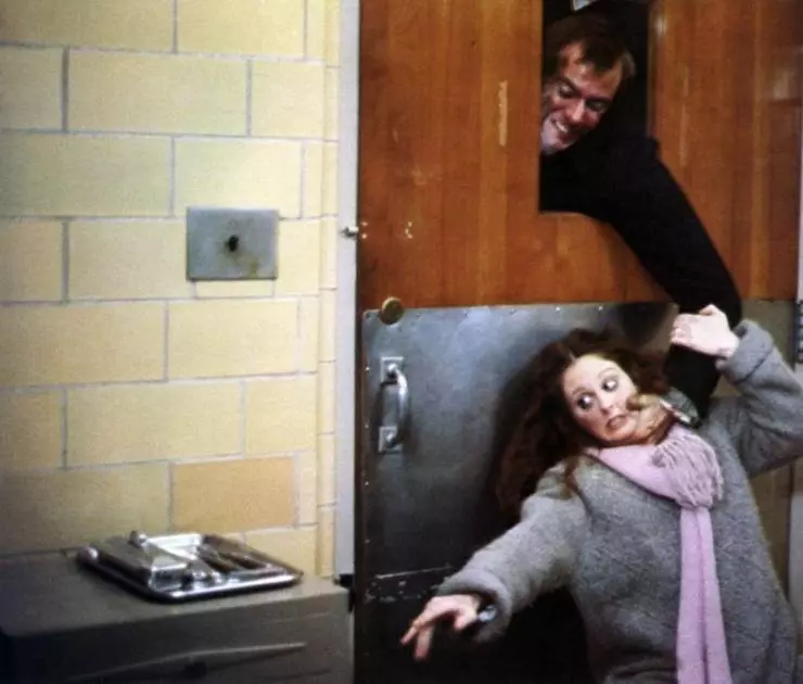 Он знает, что вы одни 1980 скачать через торрент бесплатно Он знает, что вы одни 1980 скачать через торрент бесплатно