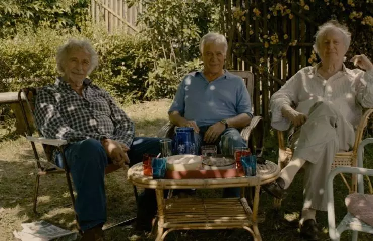 А давайте жить все вместе? 2011 скачать торрентом А давайте жить все вместе? 2011 скачать торрентом