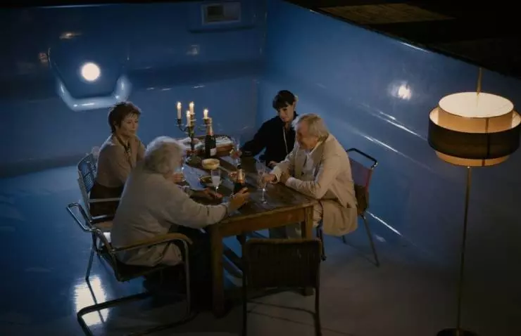 А давайте жить все вместе? 2011 скачать с торрента А давайте жить все вместе? 2011 скачать с торрента