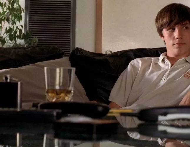 Маленькие Афины 2005 скачать торрентом Маленькие Афины 2005 скачать торрентом