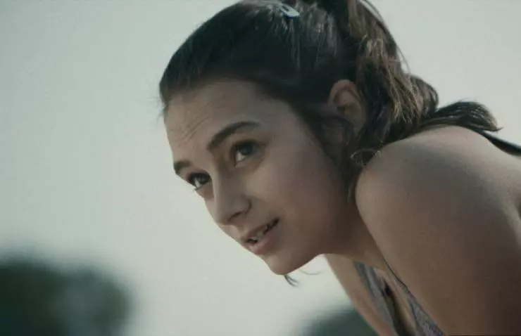 Сара предпочитает бегать 2013 скачать через торрент бесплатно Сара предпочитает бегать 2013 скачать через торрент бесплатно