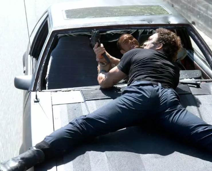 Агент пришельцев 2007 скачать с торрента Агент пришельцев 2007 скачать с торрента