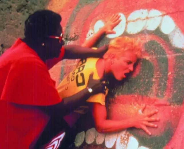 Нацисты-серфингисты должны умереть 1986 скачать торрентом Нацисты-серфингисты должны умереть 1986 скачать торрентом