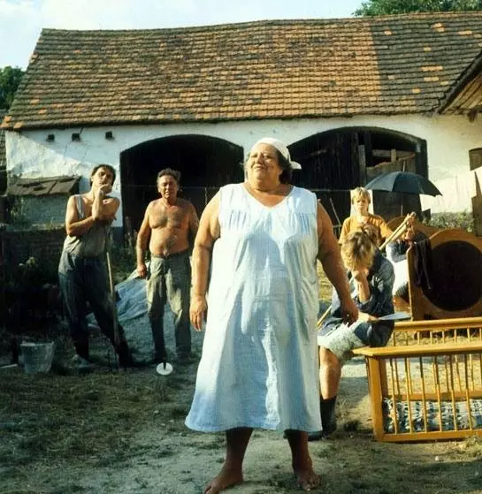 Солнце, сено, эротика 1991 скачать через торрент бесплатно Солнце, сено, эротика 1991 скачать через торрент бесплатно