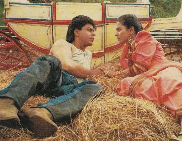 Каран и Арджун 1995 скачать торрентом Каран и Арджун 1995 скачать торрентом