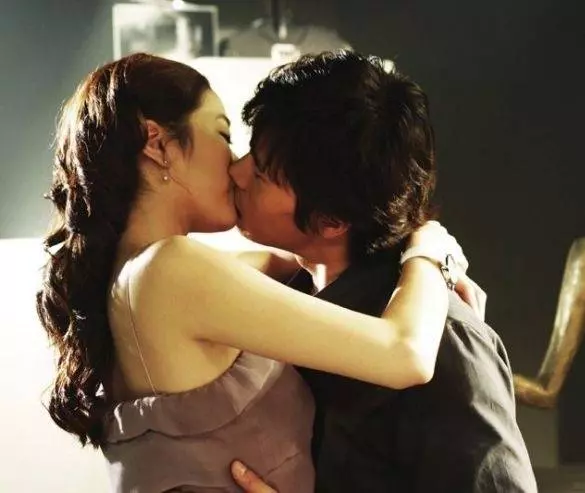 У каждого есть секрет 2004 скачать торрентом У каждого есть секрет 2004 скачать торрентом