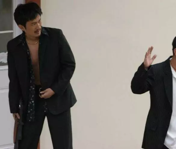 2 километра до Сисили 2004 скачать с торрента 2 километра до Сисили 2004 скачать с торрента