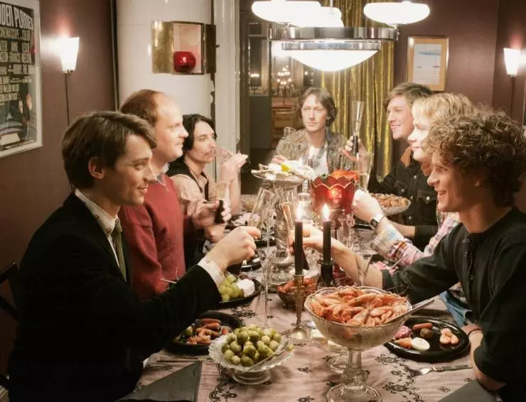 Никогда не вытирайте слезы без перчаток 2012 скачать с торрента Никогда не вытирайте слезы без перчаток 2012 скачать с торрента