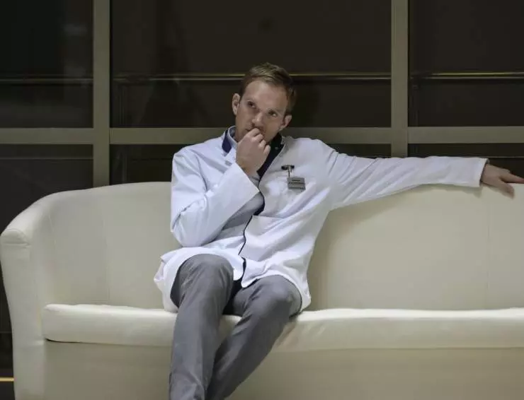 Красотка в ударе 2020 скачать через торрент бесплатно Красотка в ударе 2020 скачать через торрент бесплатно