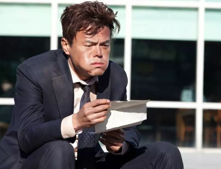 Миллионер в бегах 2012 скачать торрентом Миллионер в бегах 2012 скачать торрентом