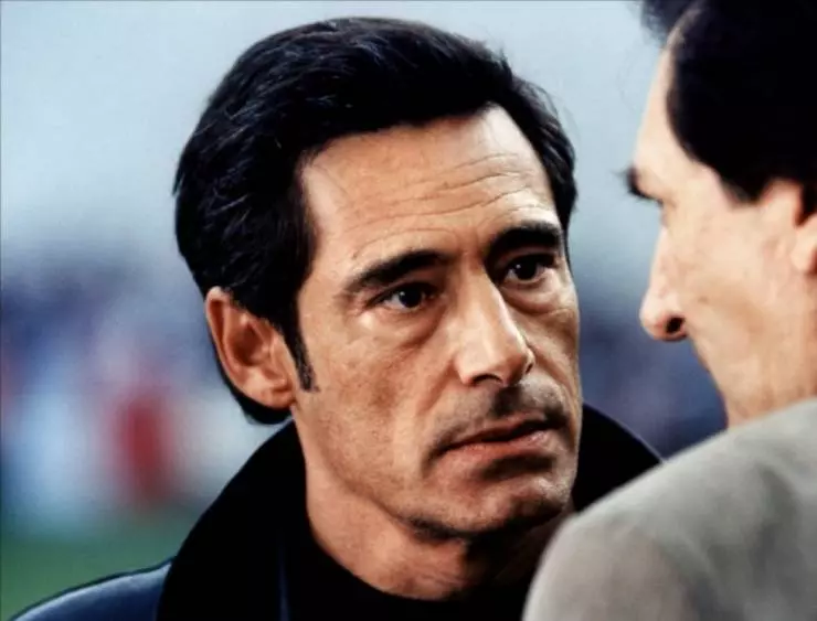 Играй как «Зизу» 2002 скачать с торрента Играй как «Зизу» 2002 скачать с торрента