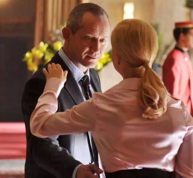 Фальшивая личина 2009 скачать с торрента Фальшивая личина 2009 скачать с торрента