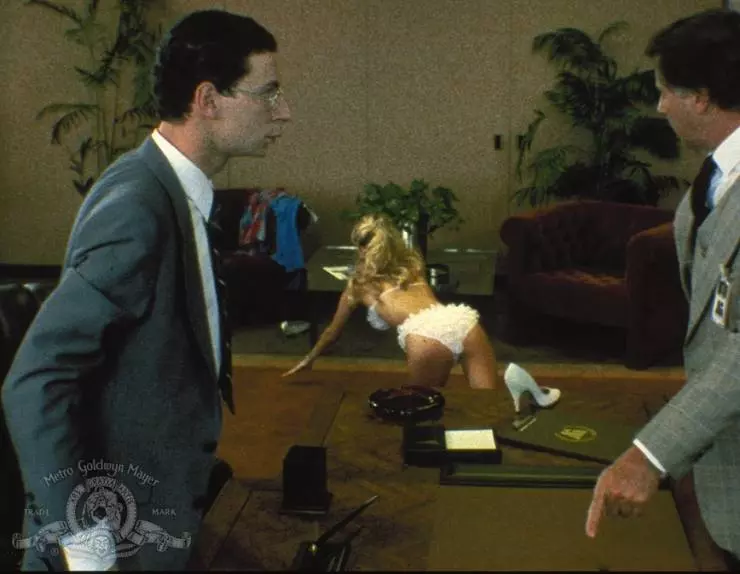 Час счастья 1986 скачать с торрента Час счастья 1986 скачать с торрента