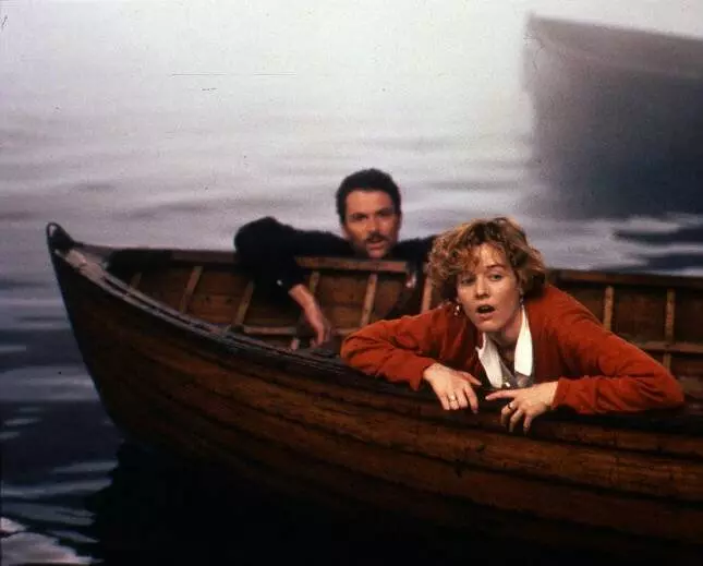 Год кометы 1992 скачать с торрента Год кометы 1992 скачать с торрента