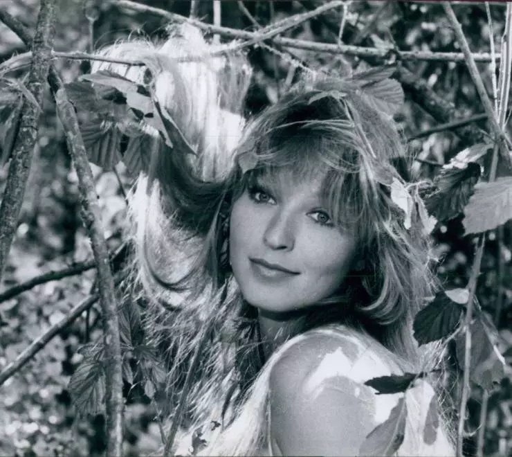 Очаровательная лгунья 1961 скачать с торрента Очаровательная лгунья 1961 скачать с торрента