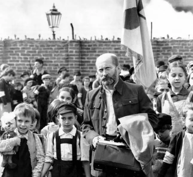 Корчак 1990 скачать через торрент бесплатно Корчак 1990 скачать через торрент бесплатно