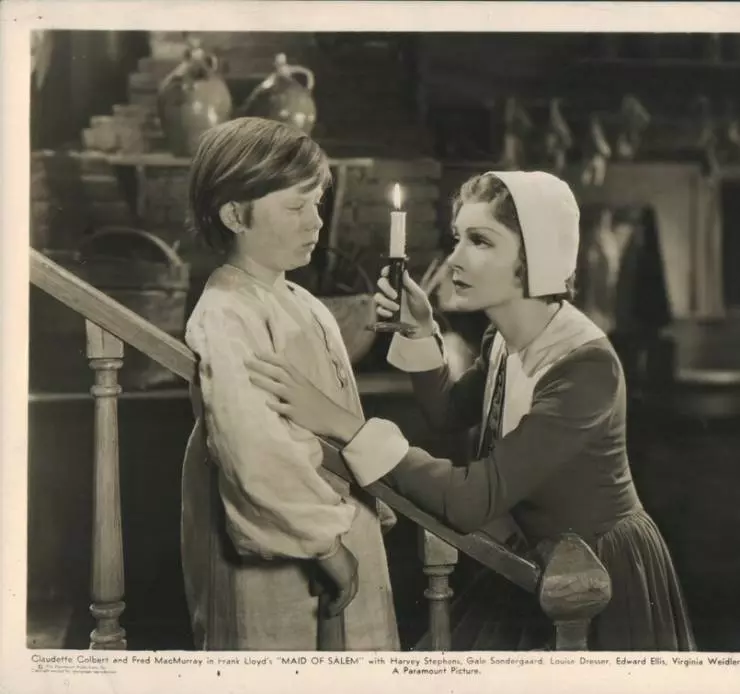 Девушка Салема 1937 скачать с торрента Девушка Салема 1937 скачать с торрента