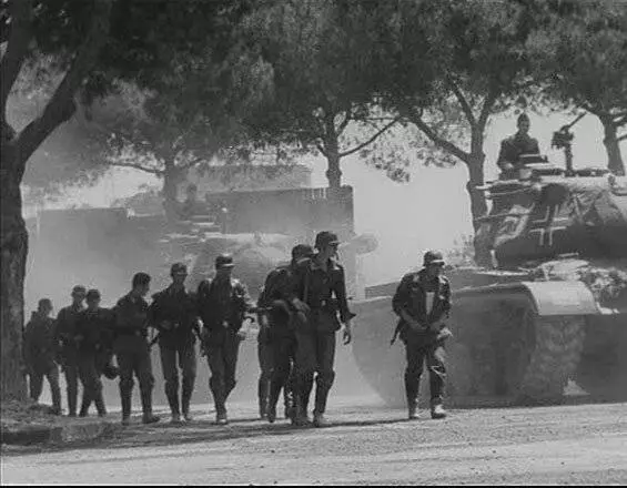 Четыре дня Неаполя 1962 скачать с торрента Четыре дня Неаполя 1962 скачать с торрента