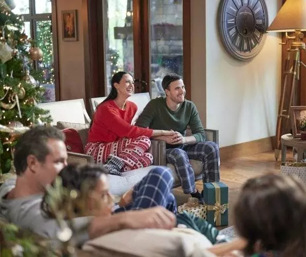 Пятизвёздочное Рождество 2020 скачать с торрента Пятизвёздочное Рождество 2020 скачать с торрента