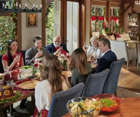 Пятизвёздочное Рождество 2020 скачать через торрент бесплатно Пятизвёздочное Рождество 2020 скачать через торрент бесплатно