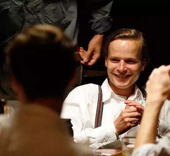 Три сезона в аду 2009 скачать с торрента Три сезона в аду 2009 скачать с торрента