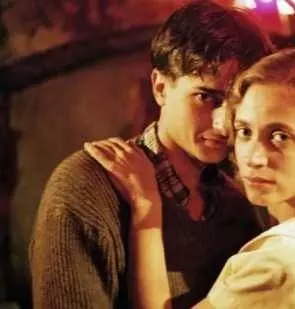 Пираты Эдельвейса 2004 скачать с торрента Пираты Эдельвейса 2004 скачать с торрента