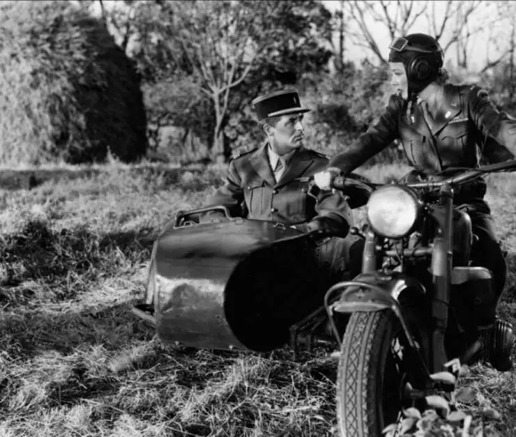 Солдат в юбке 1949 скачать с торрента Солдат в юбке 1949 скачать с торрента