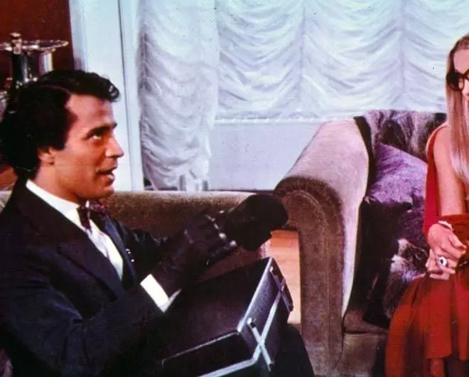 Сорок градусов под простыней 1976 скачать торрентом Сорок градусов под простыней 1976 скачать торрентом