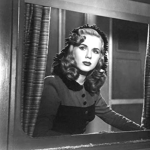 Леди в поезде 1945 скачать с торрента Леди в поезде 1945 скачать с торрента