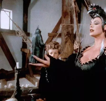 Фантагиро, или Пещера золотой розы 2 1992 скачать торрентом Фантагиро, или Пещера золотой розы 2 1992 скачать торрентом