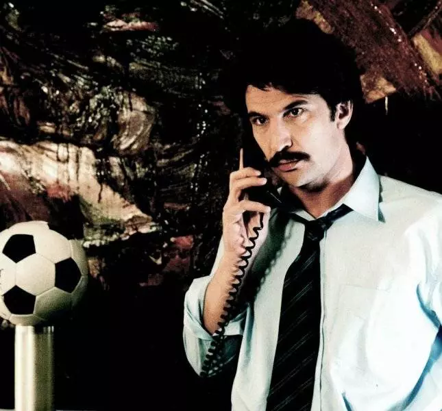 Лишний человек 2001 скачать с торрента Лишний человек 2001 скачать с торрента