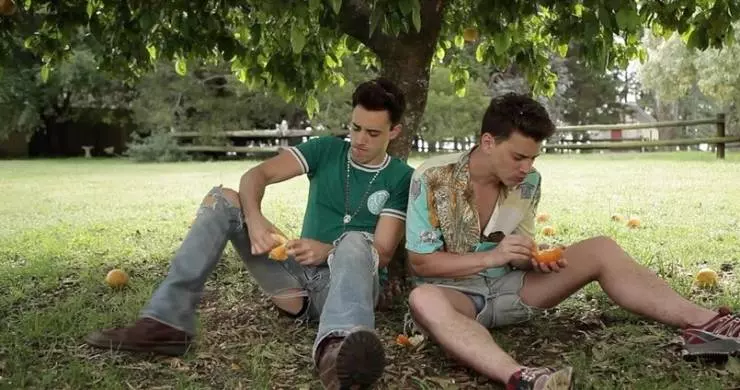 Джесс и Джеймс 2015 скачать через торрент бесплатно Джесс и Джеймс 2015 скачать через торрент бесплатно