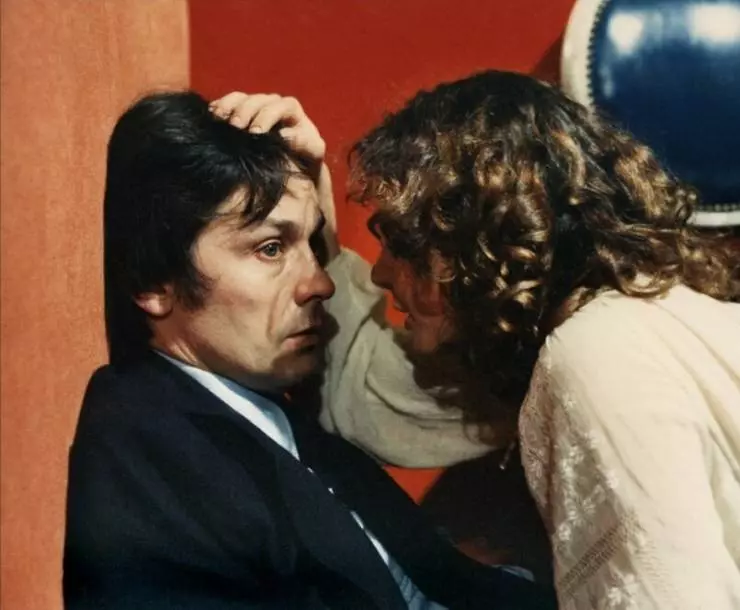 Спешащий человек 1977 скачать через торрент бесплатно Спешащий человек 1977 скачать через торрент бесплатно